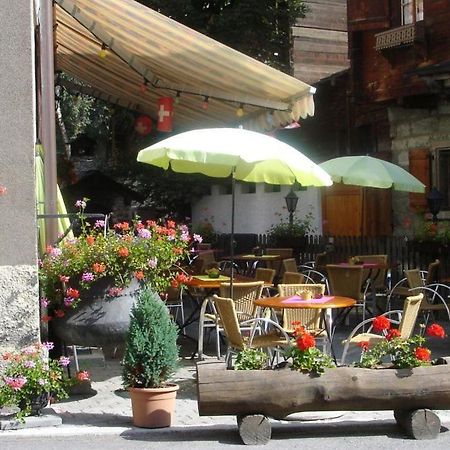 Pension D'Эволен Экстерьер фото